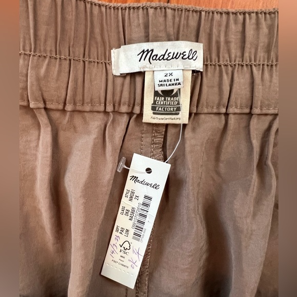 NWT Madewell Plus Straight Cargo Pants in Softdrape - 2X - Picture 5 of 8